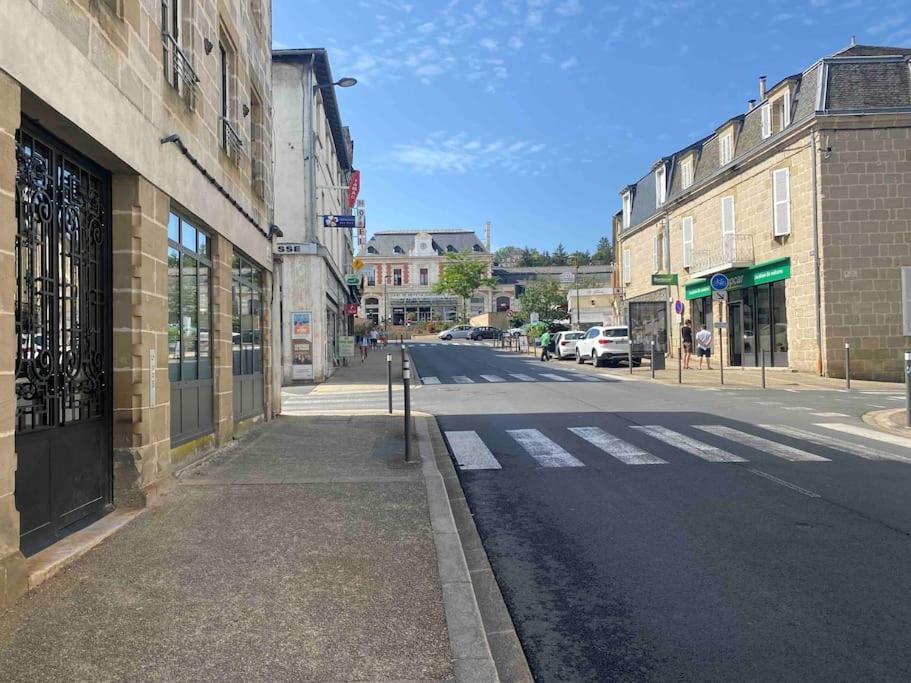 #Le Jaures - Studio A La Gare - Neuf Et Lumineux Brive-la-Gaillarde Bagian luar foto